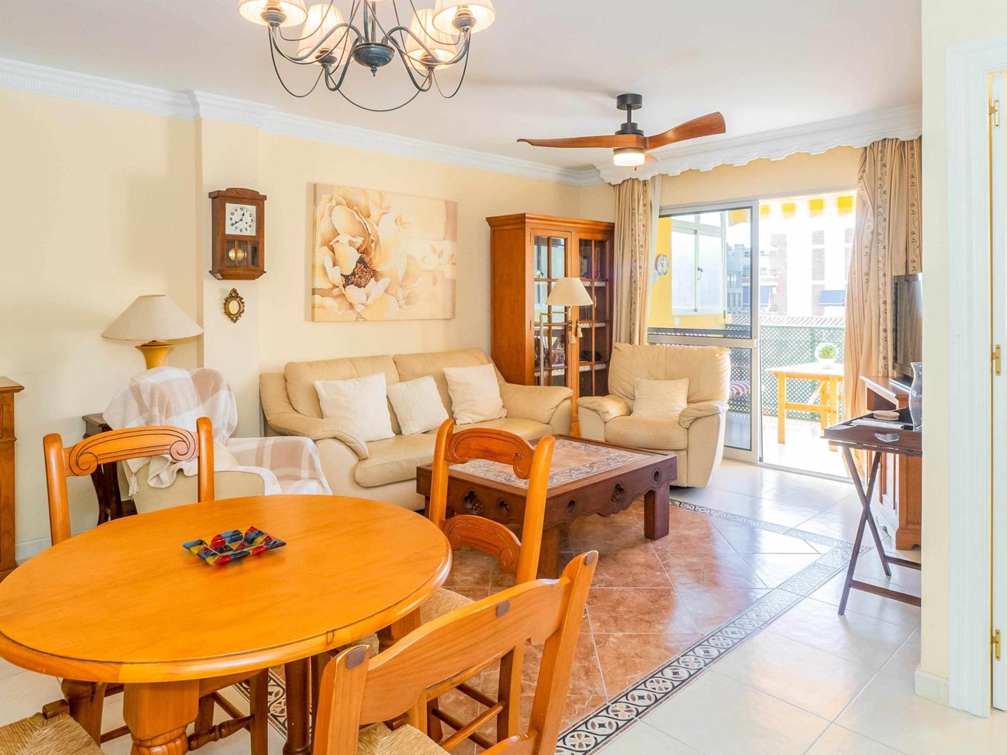 Centrico Apartamento Con Terraza En La Playa Ринкон-де-ла-Викториа Экстерьер фото